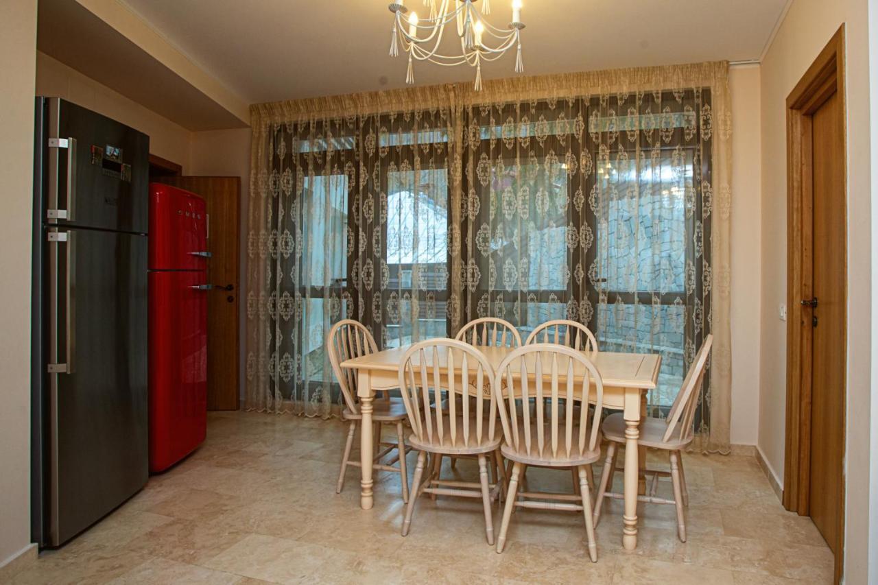 Vila Imperial Bed & Breakfast ซินายา ภายนอก รูปภาพ