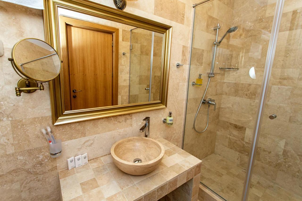 Vila Imperial Bed & Breakfast ซินายา ภายนอก รูปภาพ